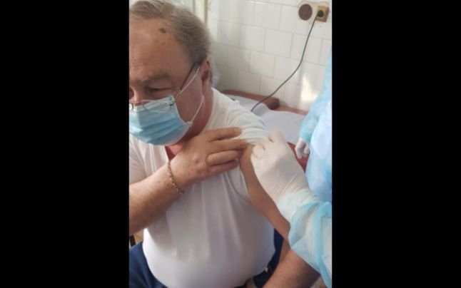  Medicul care refuză pacienţii nevaccinaţi, pus la zid de Șoșoacă