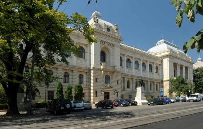  Universitatea „Cuza” vrea să se extindă în Vrancea