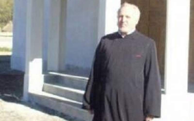  Preot din Suceava găsit mort într-un canal