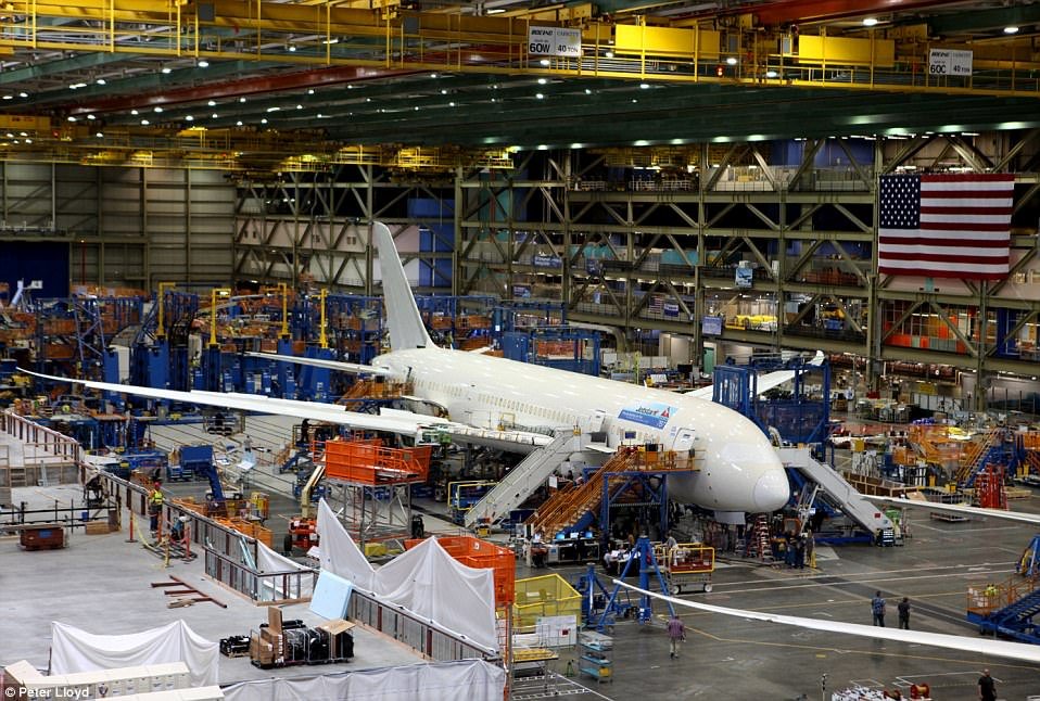  Boeing promite avioane care pot zbura cu combustibil fără petrol până în 2030