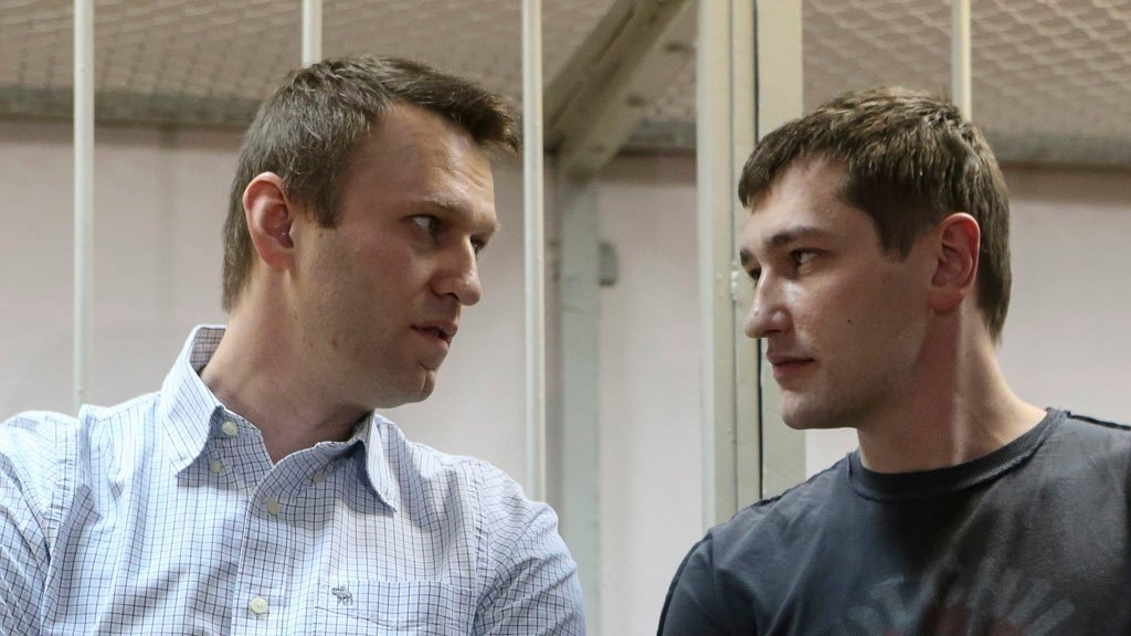  Politia rusa l-a retinut pe fratele lui Aleksei Navalnii dupa mai multe perchezitii
