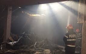  Incendiul de la Institutul Matei Balș: La sosirea pompierilor, ardea cu flacără deschisă, în patru saloane, cu degajări mari de fum. Cronologia intervenției