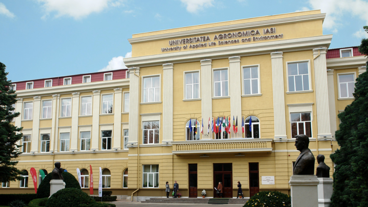  USAMV Iași deschide centru de vaccinare în căminul nou construit