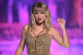  Cântăreaţa Taylor Swift, dată în judecată de un parc de distracţii din cauza titlului celui mai recent album