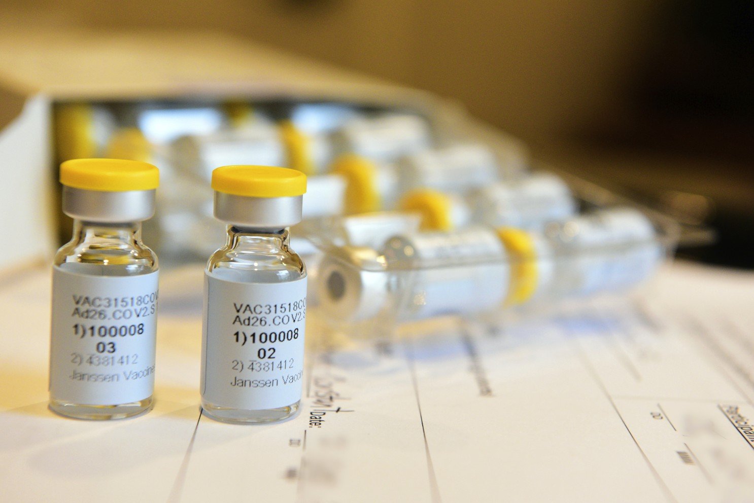  Johnson & Johnson a aplicat pentru autorizaţie de utilizare de urgenţă în SUA a vaccinului anti-Covid