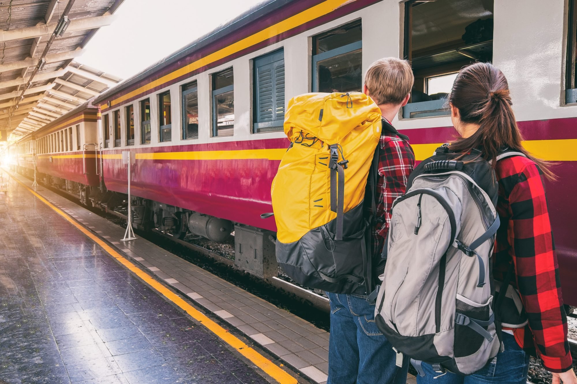  Barna: Elevii vor beneficia în continuare de gratuitate pentru transportul feroviar