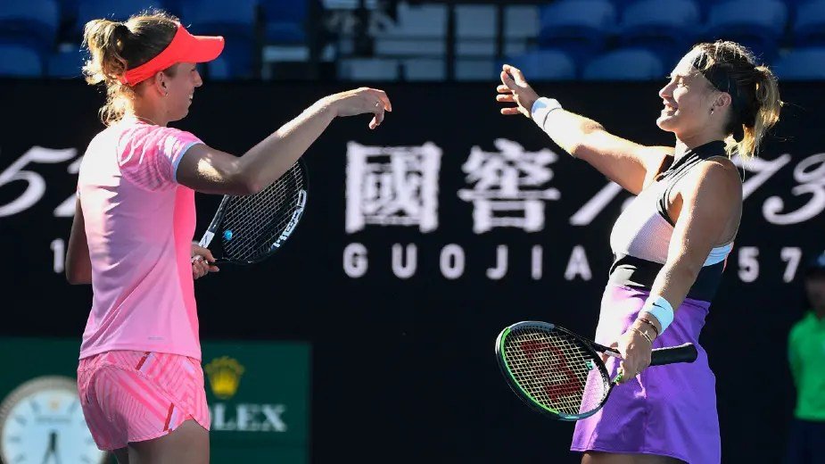  Elise Mertens şi Arina Sabalenka au câştigat Australian Open la dublu