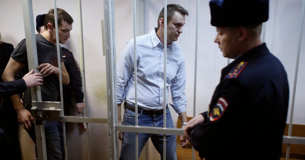  Aleksei Navalnîi, vizat de mai multe proceduri judiciare, riscă munca forţată