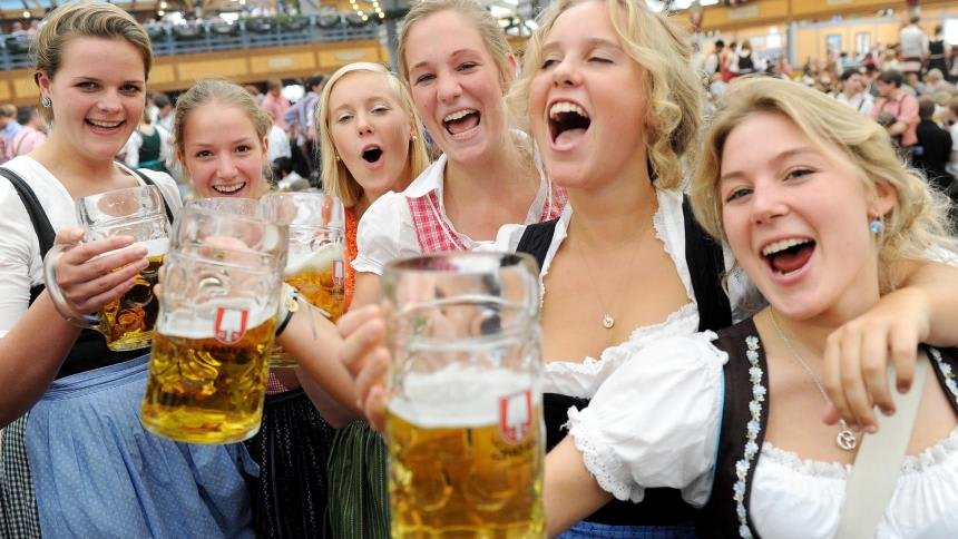  Producătorii germani de bere se plâng că au fost nevoiţi să-şi arunce produsele din cauza pandemiei
