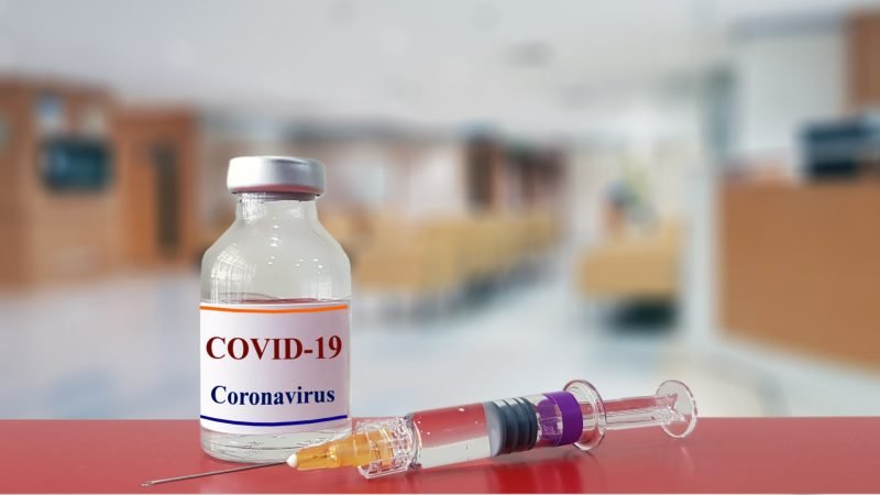  Valeriu Gheorghiţă anunţă că din aprilie va fi introdus un nou vaccin anti COVID