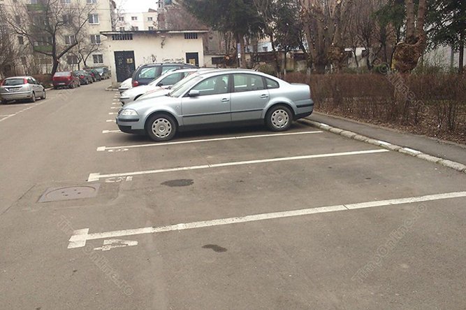  40 de locuri de parcare, în toate cartierele oraşului, scoase la licitaţie