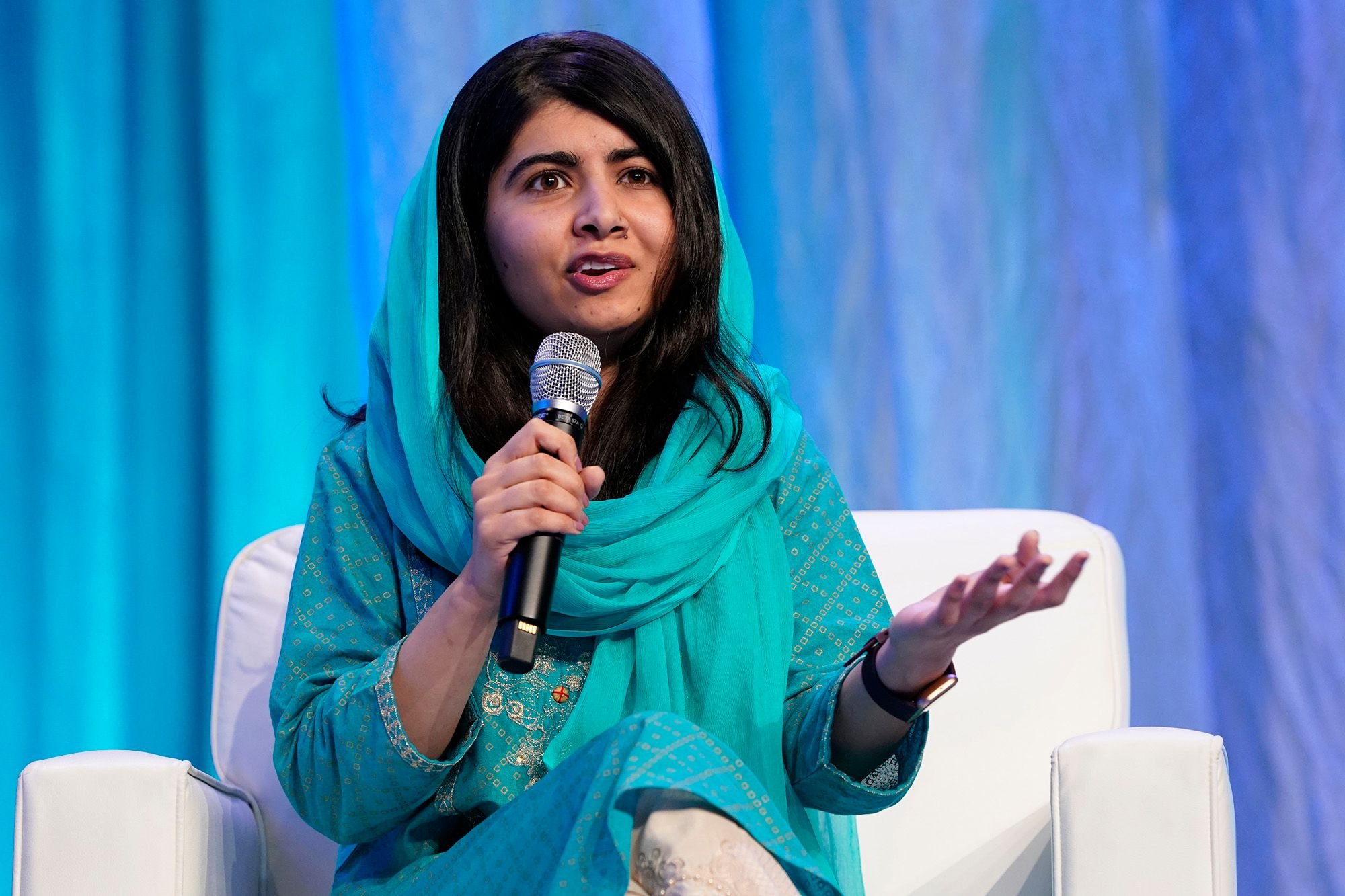  Malala Yousafzai, laureată cu Nobel pentru Pace, a încheiat un parteneriat multianual cu Apple TV Plus