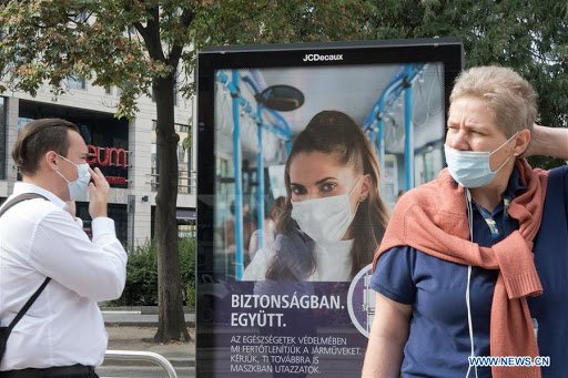  Lovitură puternică pentru Ungaria: toate magazinele ne-esențiale, închise pentru o lună