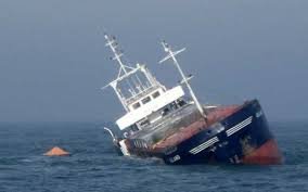  O navă rusească având la bord 13 marinari s-a scufundat în Marea Neagră. Operațiunea de salvare este în derulare