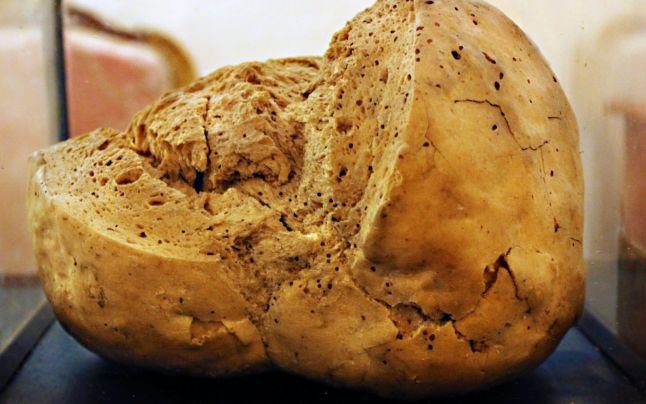  Cea mai veche pâine din lume se află în România. Plămădită în 1892, nu are mucegai