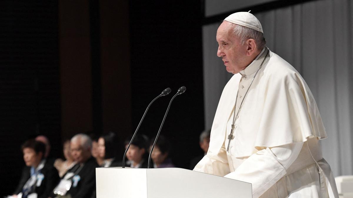  Papa Francisc s-a decis: nu binecuvântează căsătoriile între persoane de același sex