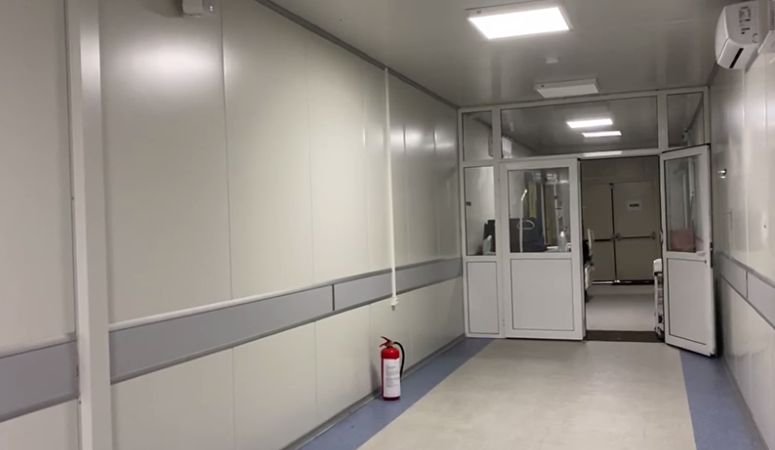  (VIDEO) Imagini din interiorul Spitalului de la Leţcani. Plouă? Ce spune managerul