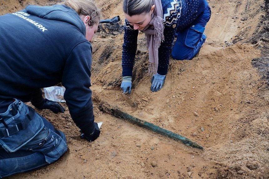  O sabie din Epoca de Bronz a fost descoperită în stare bună pe un şantier arheologic danez