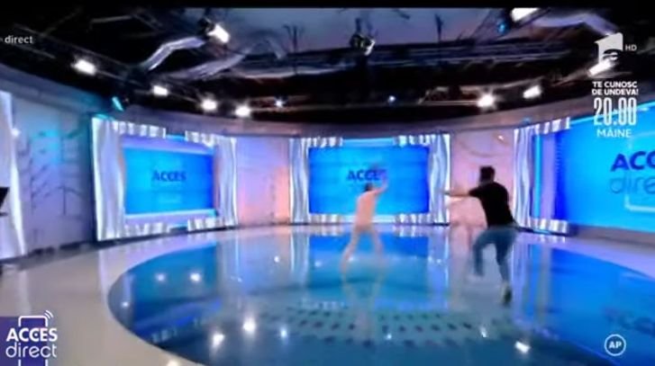  (VIDEO) Momente de groază la Antena1: O femeie dezbrăcată a atacat-o cu un bolovan pe Mirela Vaida