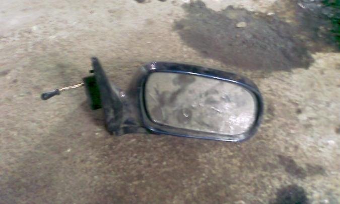  Doi polițiști, aflați în timpul liber, au prins un spărgător de oglinzi de mașini care acționa în Iași