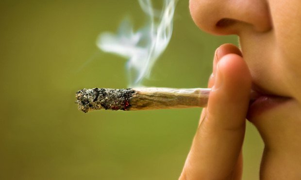  Statul New York a legalizat consumul de marijuana în scop recreativ