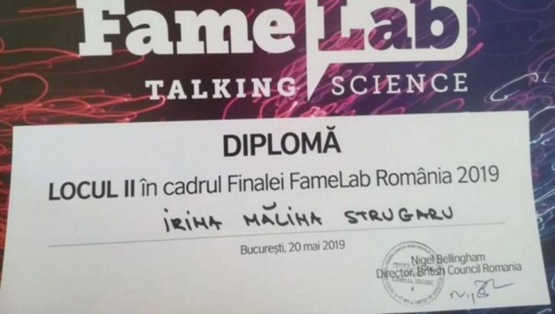  VIDEO O studentă de la Fizică, în finala naţională a concursului de ştiinţă FameLab