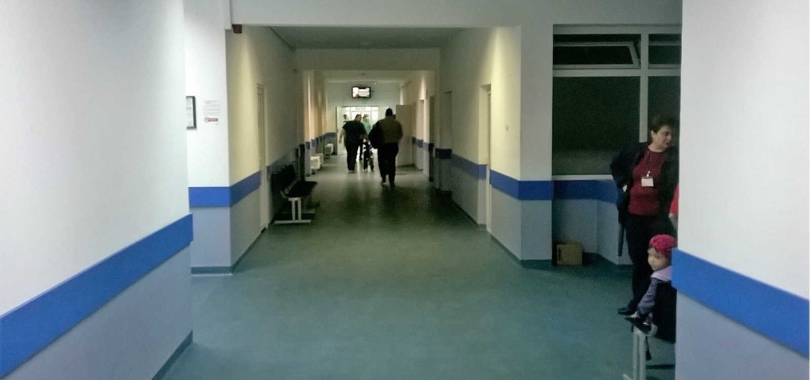  Focar COVID în spital din cauza unei asistente-șefe care ținea dezinfectantul sub cheie