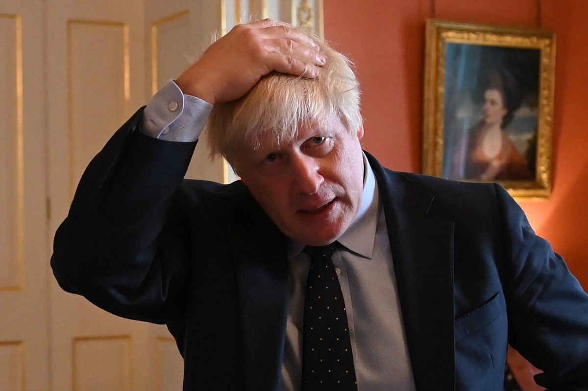  Scandalul renovării apartamentului premierului Boris Johnson a luat amploare