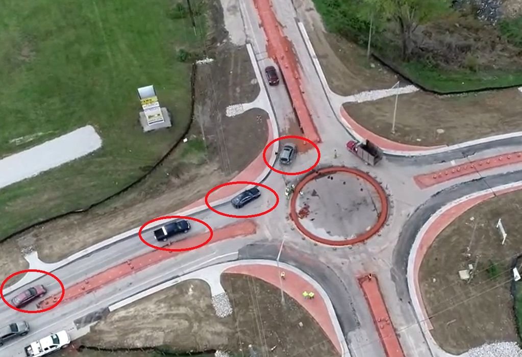  VIDEO Sensul giratoriu care i-a zăpăcit pe șoferii americani. Circulă bezmetic