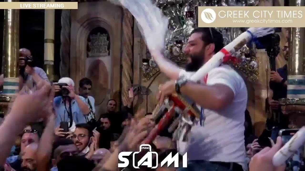  LIVE VIDEO: Nebunie! S-a aprins Lumina Sfântă la Ierusalim. Urale (UPDATE)
