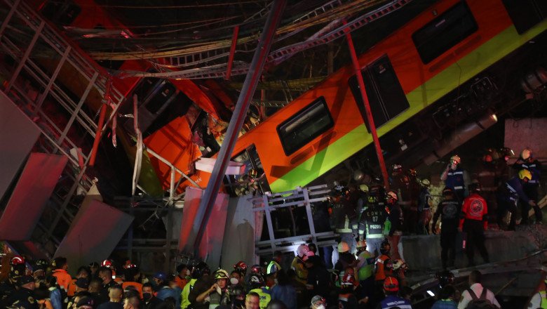  VIDEO Mexico City: O linie suspendată și vagoanele de metrou de pe ea s-au prăbușit. Cel puțin 13 oameni au murit, 70 sunt răniți