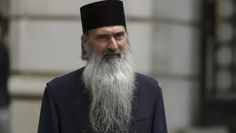  Arhiepiscopul Tomisului critică în termeni duri o familie de ortodocşi care a botezat la catolici
