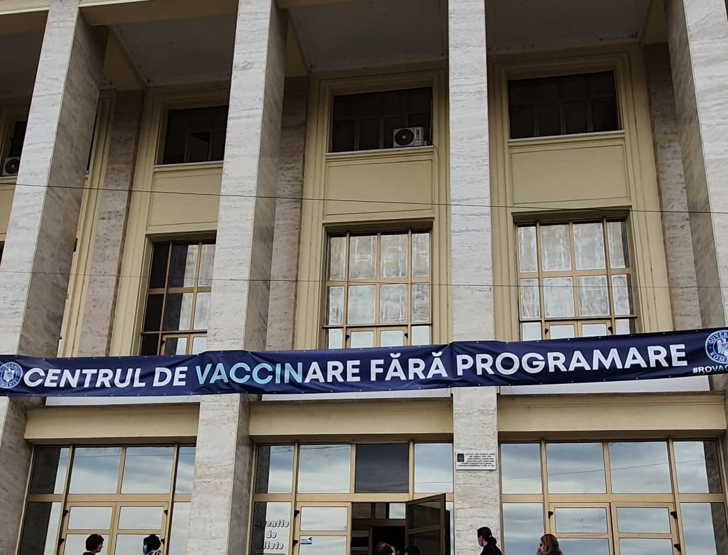  Peste 550 de persoane s-au vaccinat fără programare la Casa de Cultură a Studenților Iași