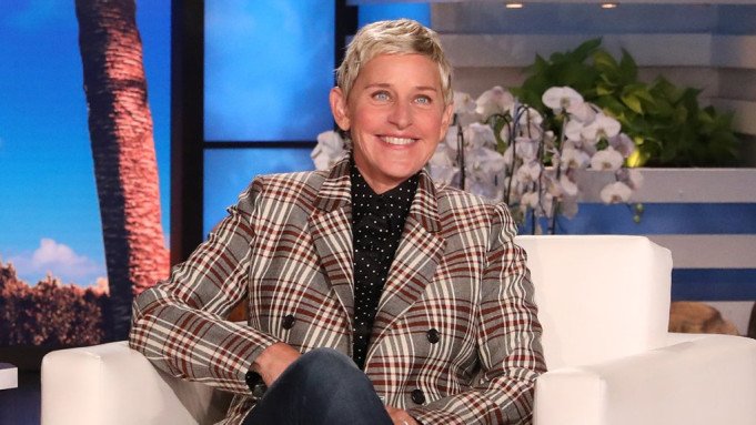  Ellen DeGeneres spune că instinctele, şi nu controversa, au făcut-o să renunţe la show