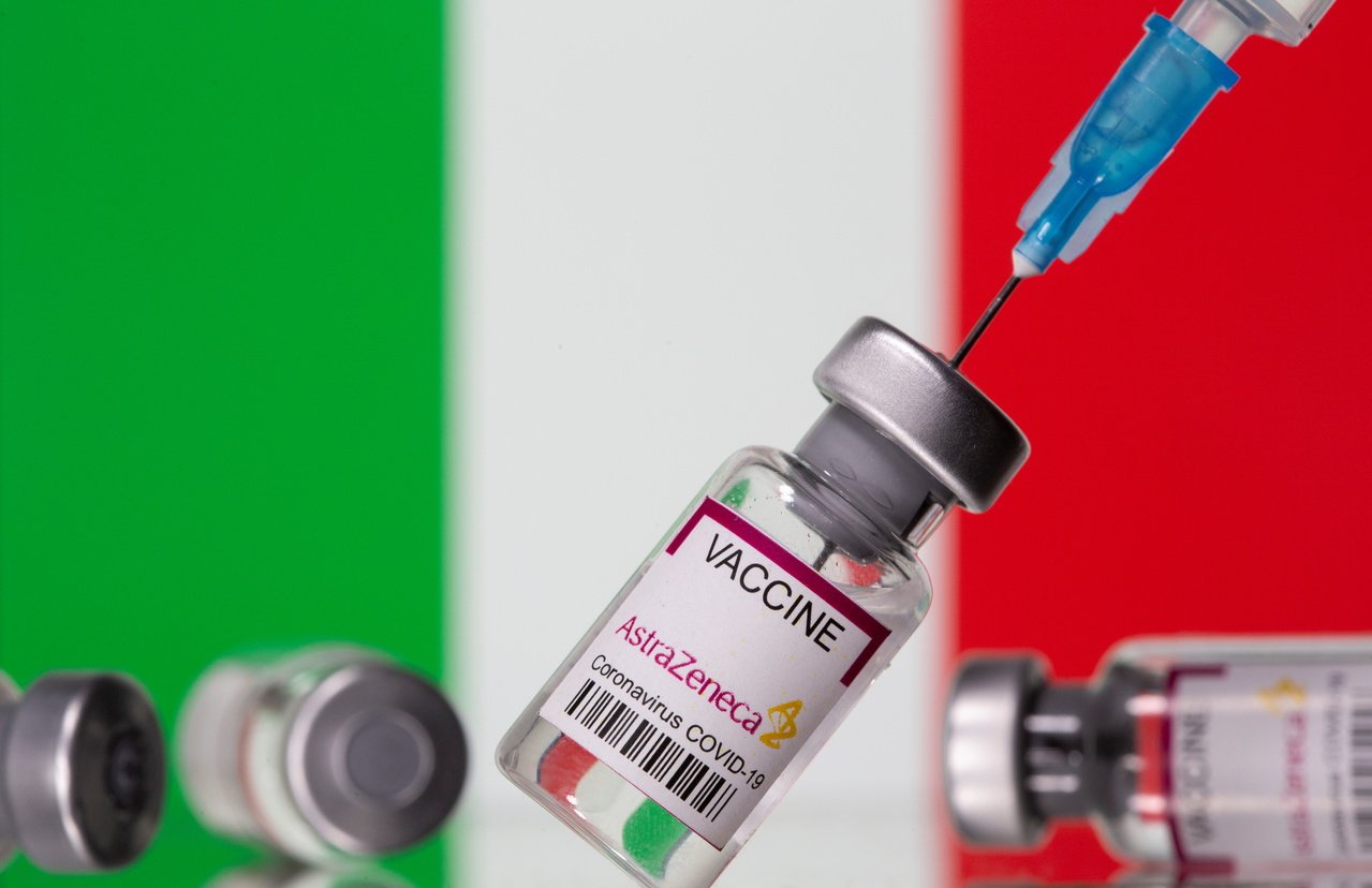  Italia: Infecţiile COVID au scăzut cu 80% la cinci săptămâni după prima doză de vaccin