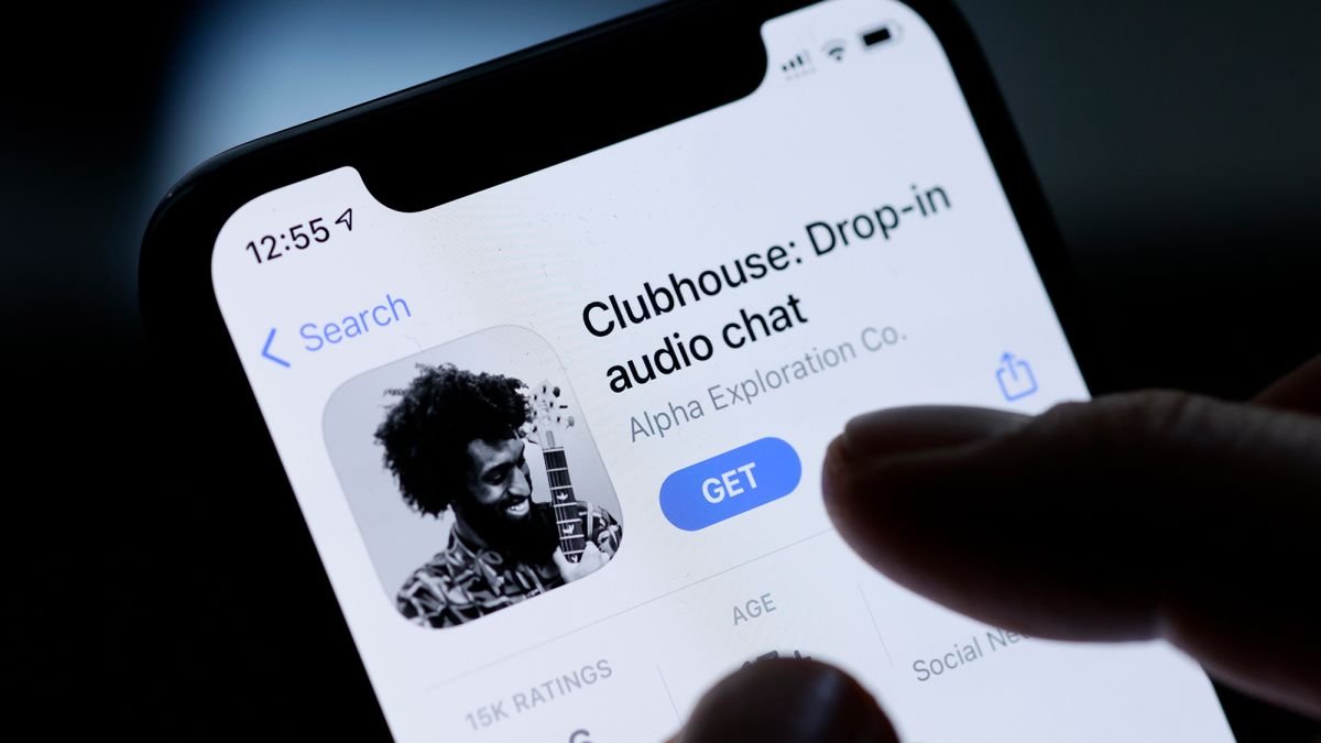  Platforma de socializare audio Clubhouse începe lansarea globală