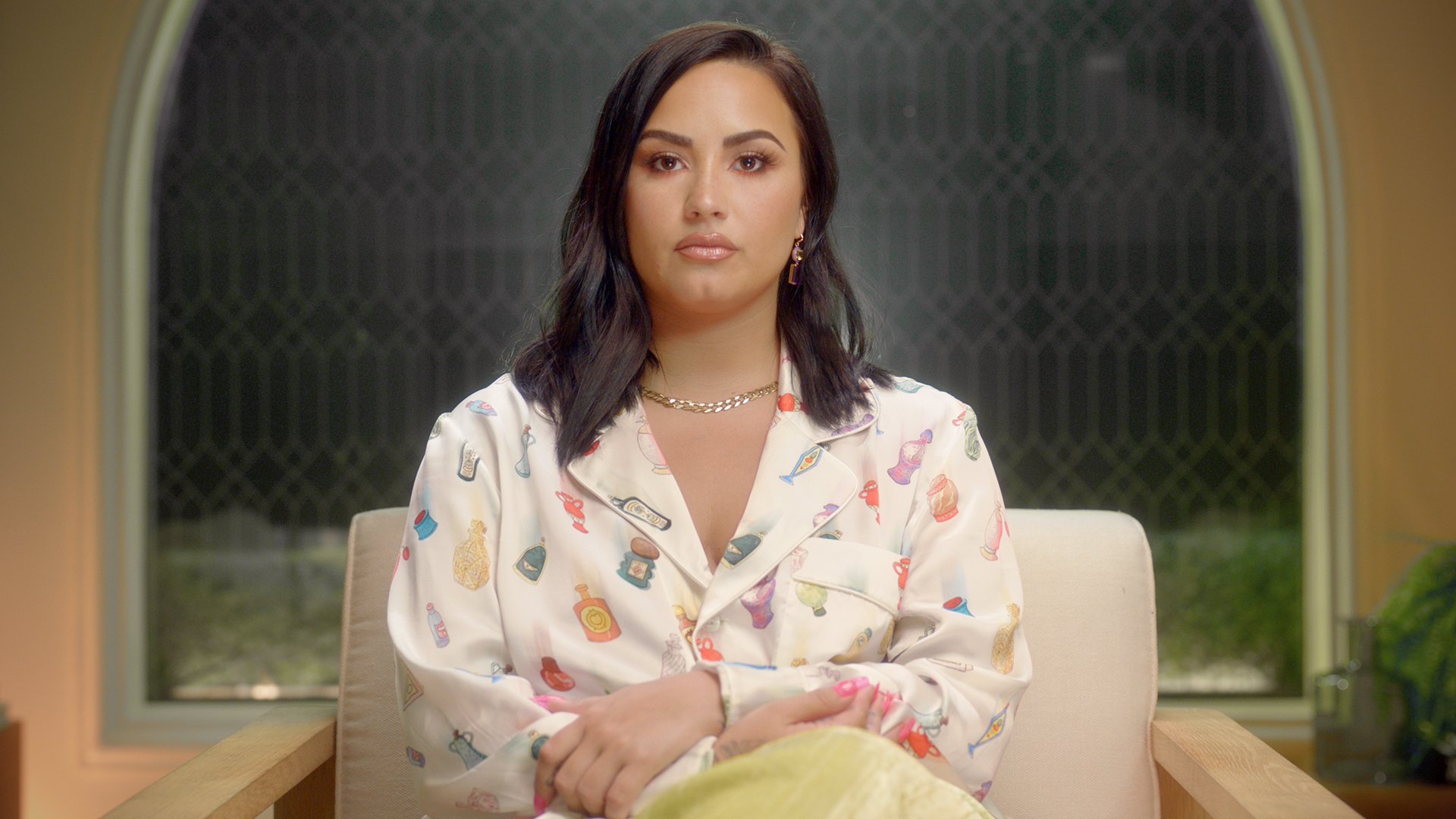  Cântăreaţa Demi Lovato a anunţat că se identifică drept non-binară