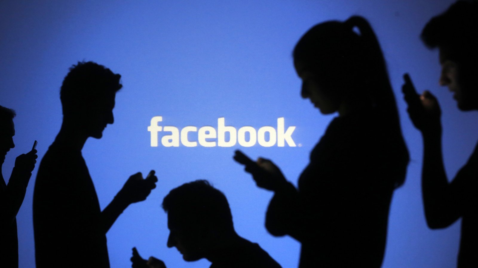  Schimbare majoră la Facebook! Ce nu veţi mai putea posta
