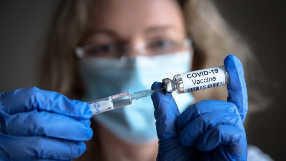  OMS: Vaccinurile actuale sunt eficace împotriva „tuturor variantelor virusului”