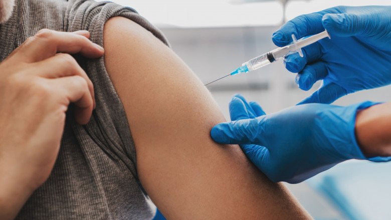  Peste 25 la sută din populaţia în vârstă de peste 16 ani din România este vaccinată cu cel puţin o doză