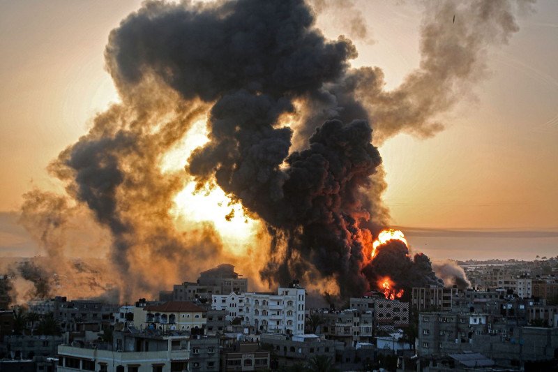  Israelul şi gruparea Hamas au încheiat un armistițiu, după 11 zile de violenţe