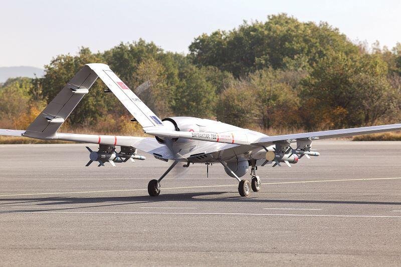  Polonia va fi prima ţară din NATO care va cumpăra drone armate din Turcia
