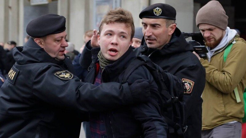  Mama jurnalistului belarus Roman Protasevici susţine că fiul ei a fost torturat în detenţie