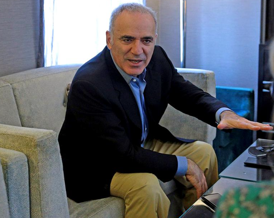  Garry Kasparov: Nazismul a durat 12 ani, comunismul 74. 74 înainte de 1991