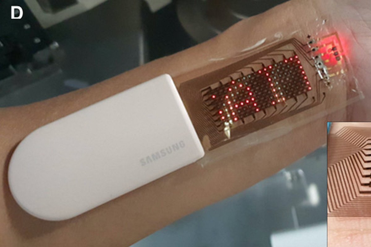  Noul ecran extensibil Samsung poate detecta bătăile inimii