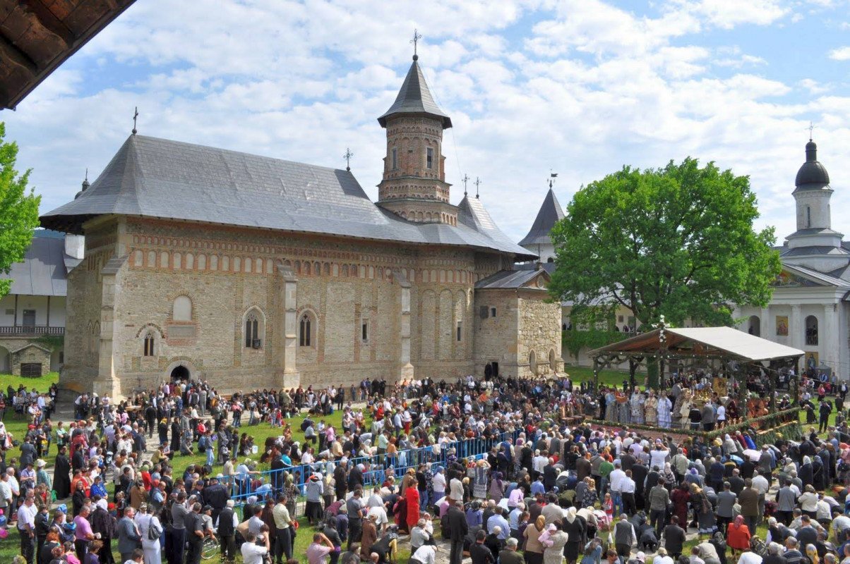  Mănăstirea Neamţ este în toiul pregătirilor de Hram. Va fi prezent şi IPS Teofan