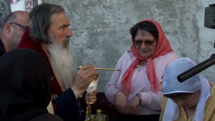  Arhiepiscopul Teodosie a scăpat fără sancţiune pentru discriminarea femeilor