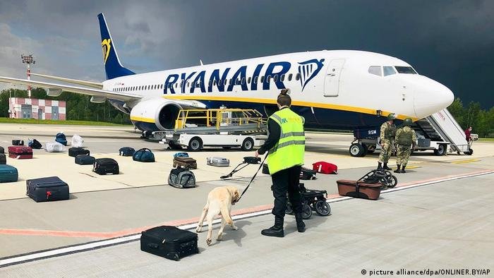  Parlamentul European solicită mai multe sancţiuni împotriva Belarusului în urma deturnării zborului Ryanair