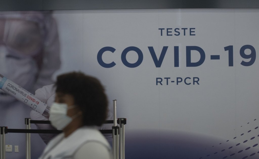  Cât costă un test fals de COVID sau o adeverință de vaccinare falsă