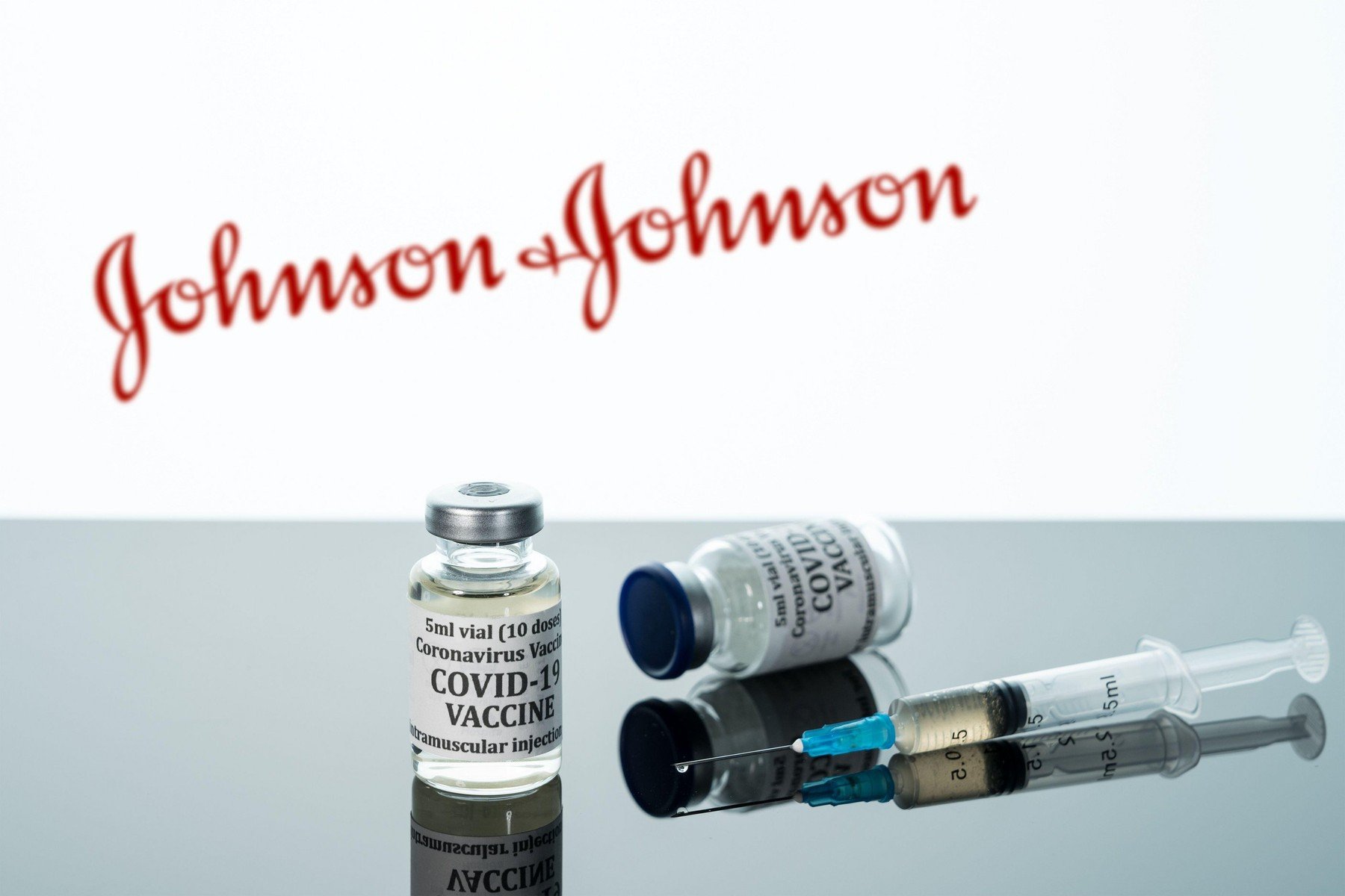  Africa de Sud retrage două milioane de vaccinuri Johnson & Johnson